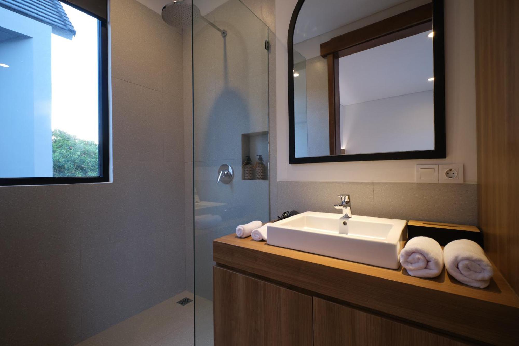 Brand New! 3br Modern Private In South Pousada