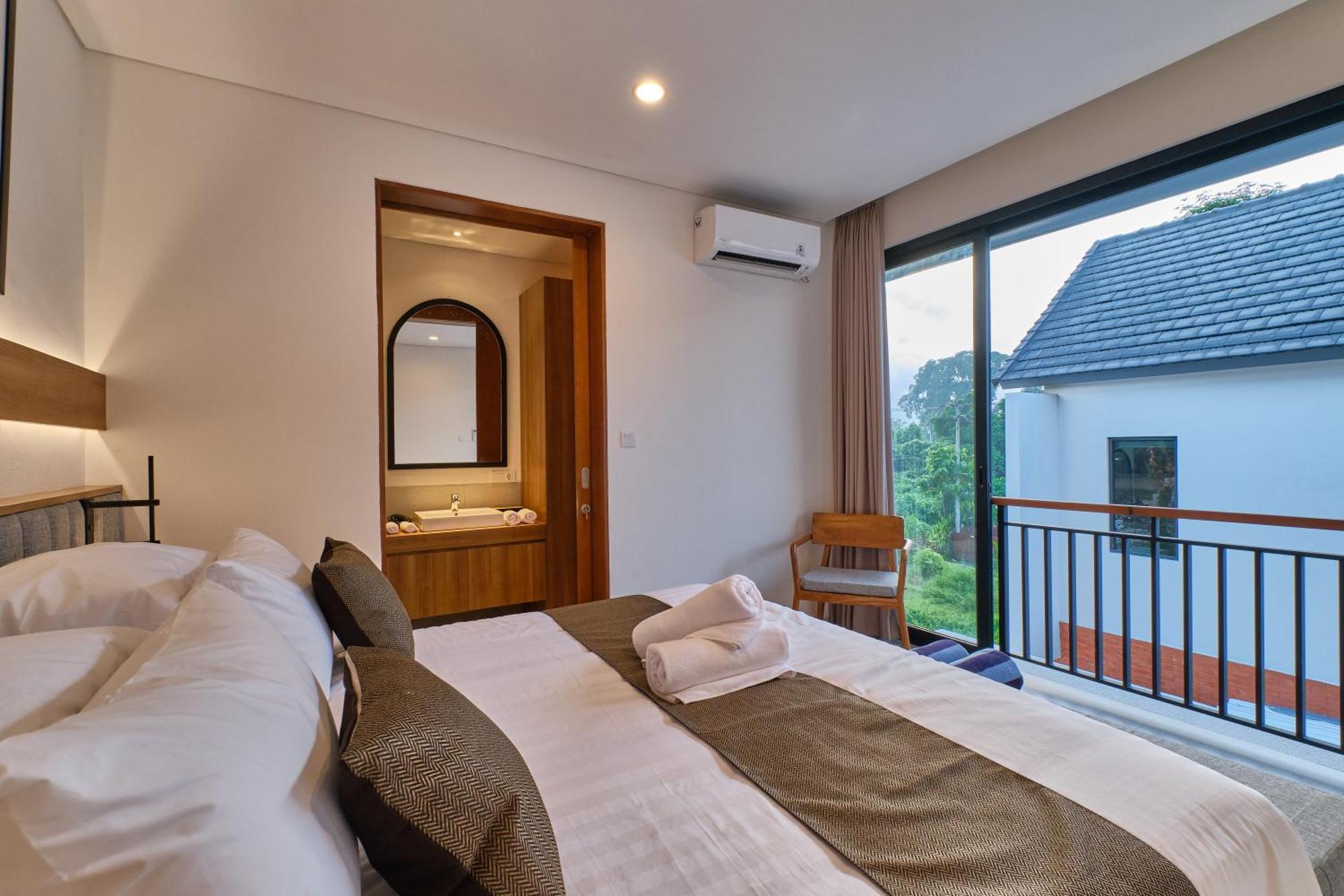 Brand New! 3br Modern Private In South Villa Ubud